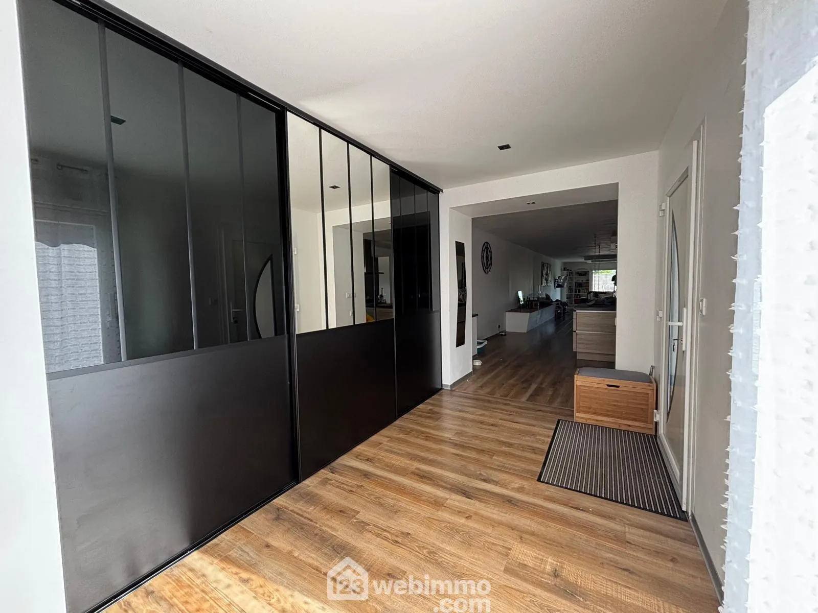 Grande maison familiale rénovée à Vacherauville avec jardin et grange 