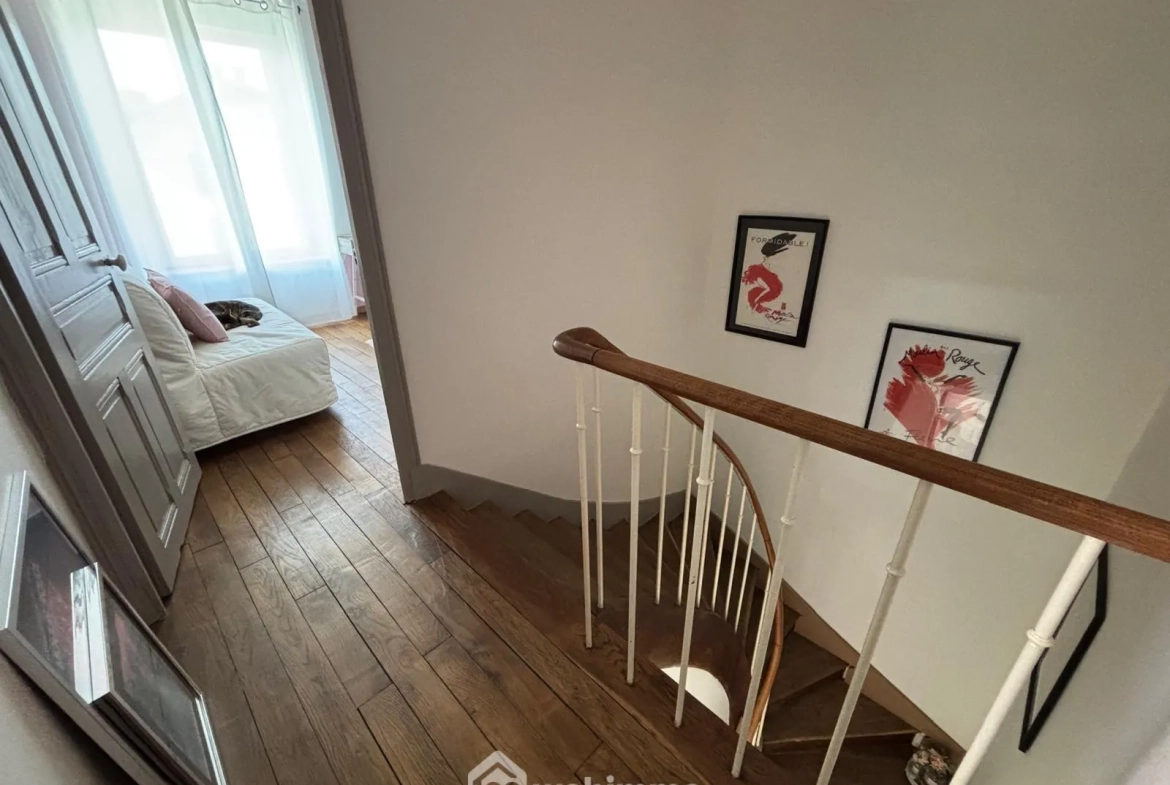 Grande maison familiale rénovée à Vacherauville avec jardin et grange 