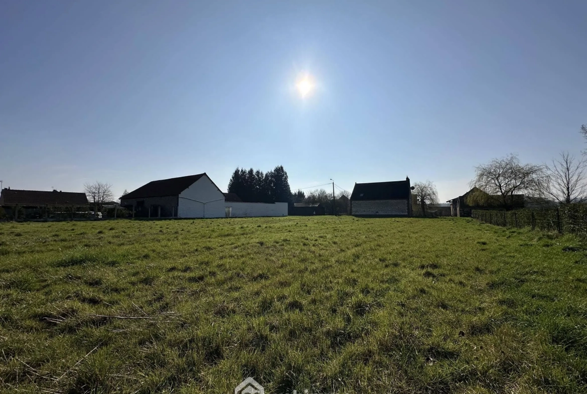 Terrain à bâtir de 1300 m² à Mortiers avec potentiel constructible 