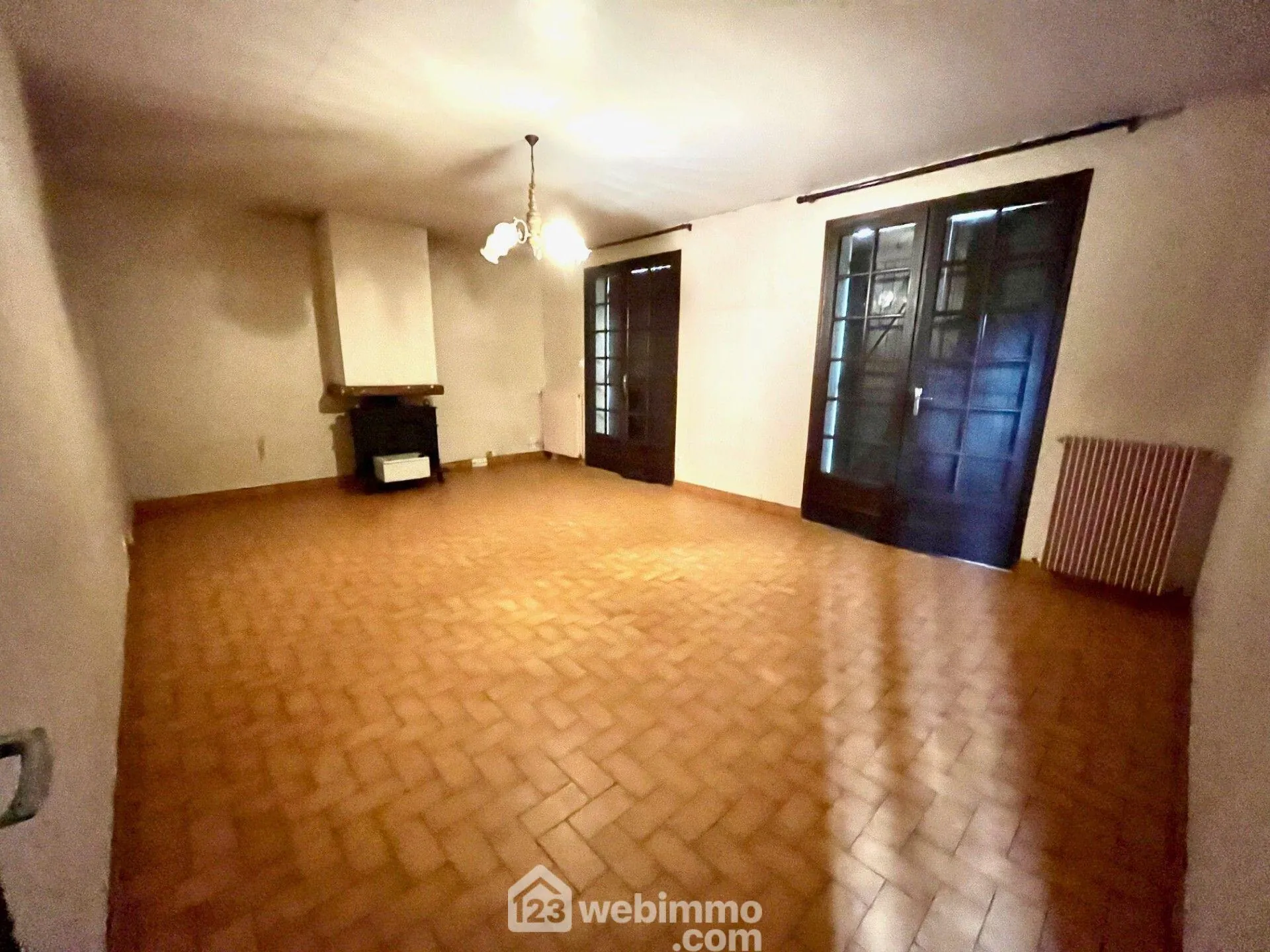 Maison à rénover de 90m² à Parempuyre, emplacement privilégié 