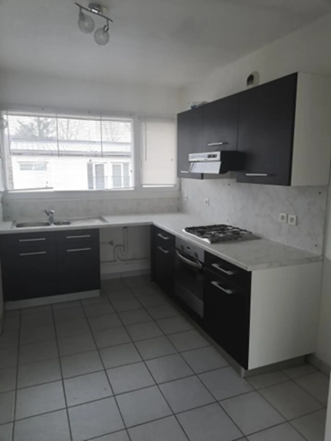 Appartement T3 à Épinal avec terrasse et parking – Idéal investissement ou résidence principale 