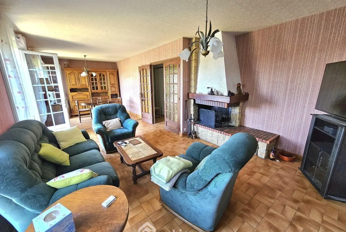 Maison à rénover de 105 m² à Treuzy-Levelay proche Nemours 