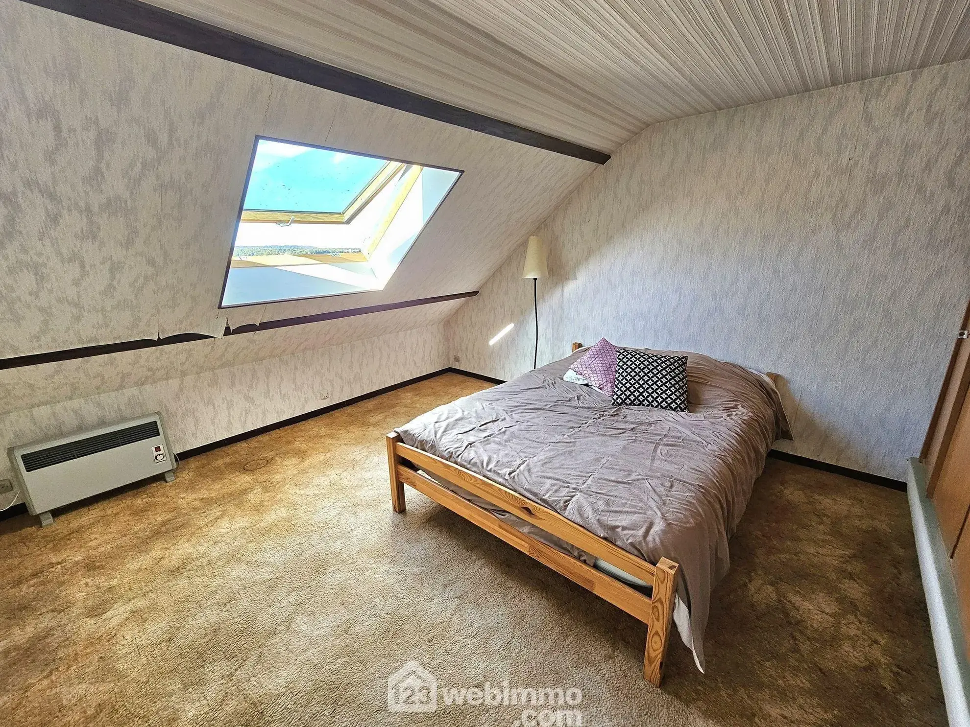 Belle maison à rénover de 105m² à Nemours dans un environnement paisible 