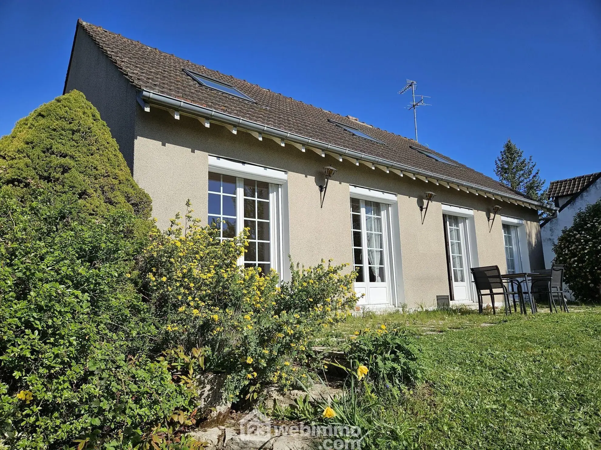 Belle maison à rénover de 105m² à Nemours dans un environnement paisible 