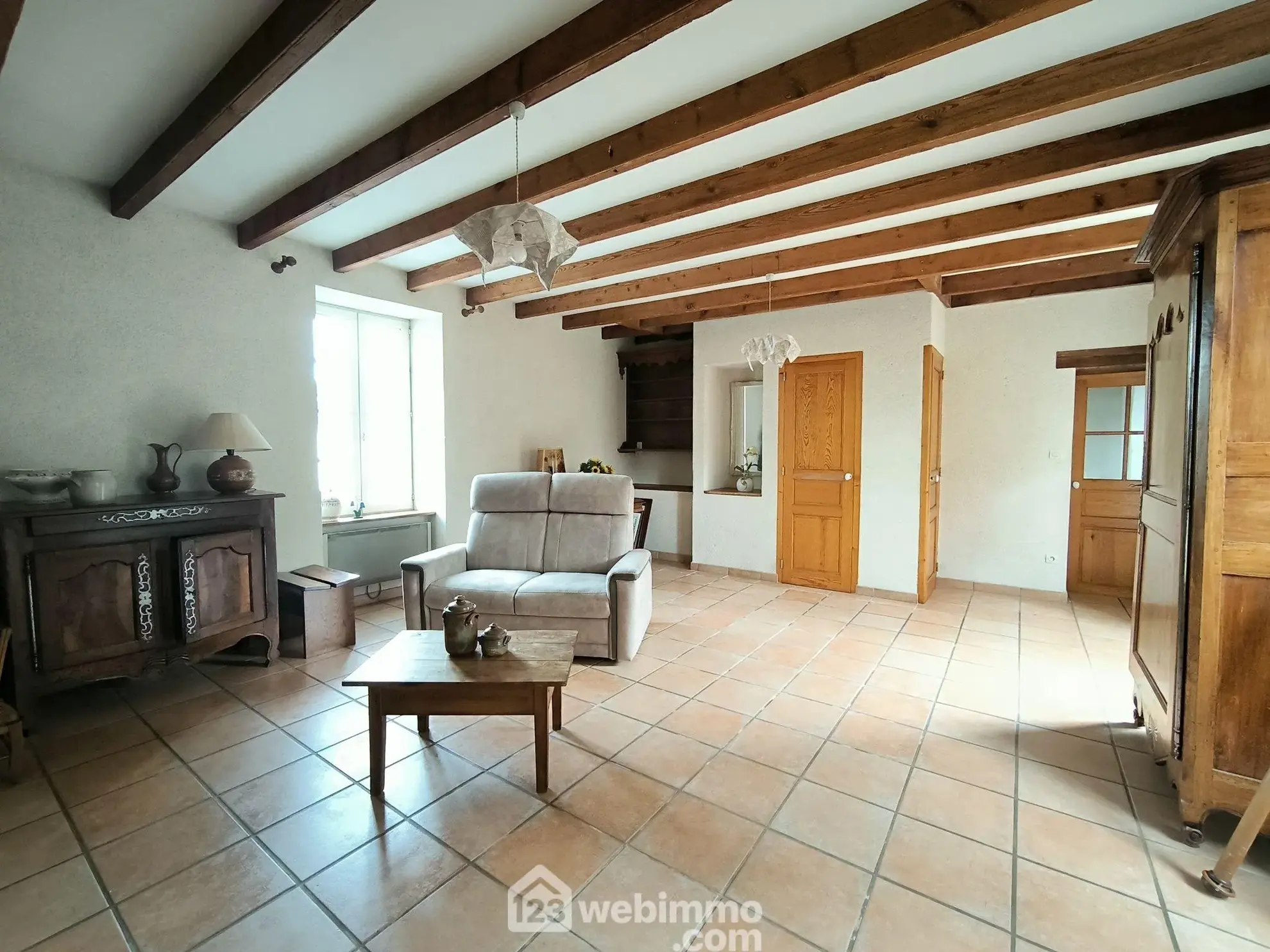 Grande maison en pierres avec deux habitations à Les Herbiers – 8 pièces, 4 chambres 