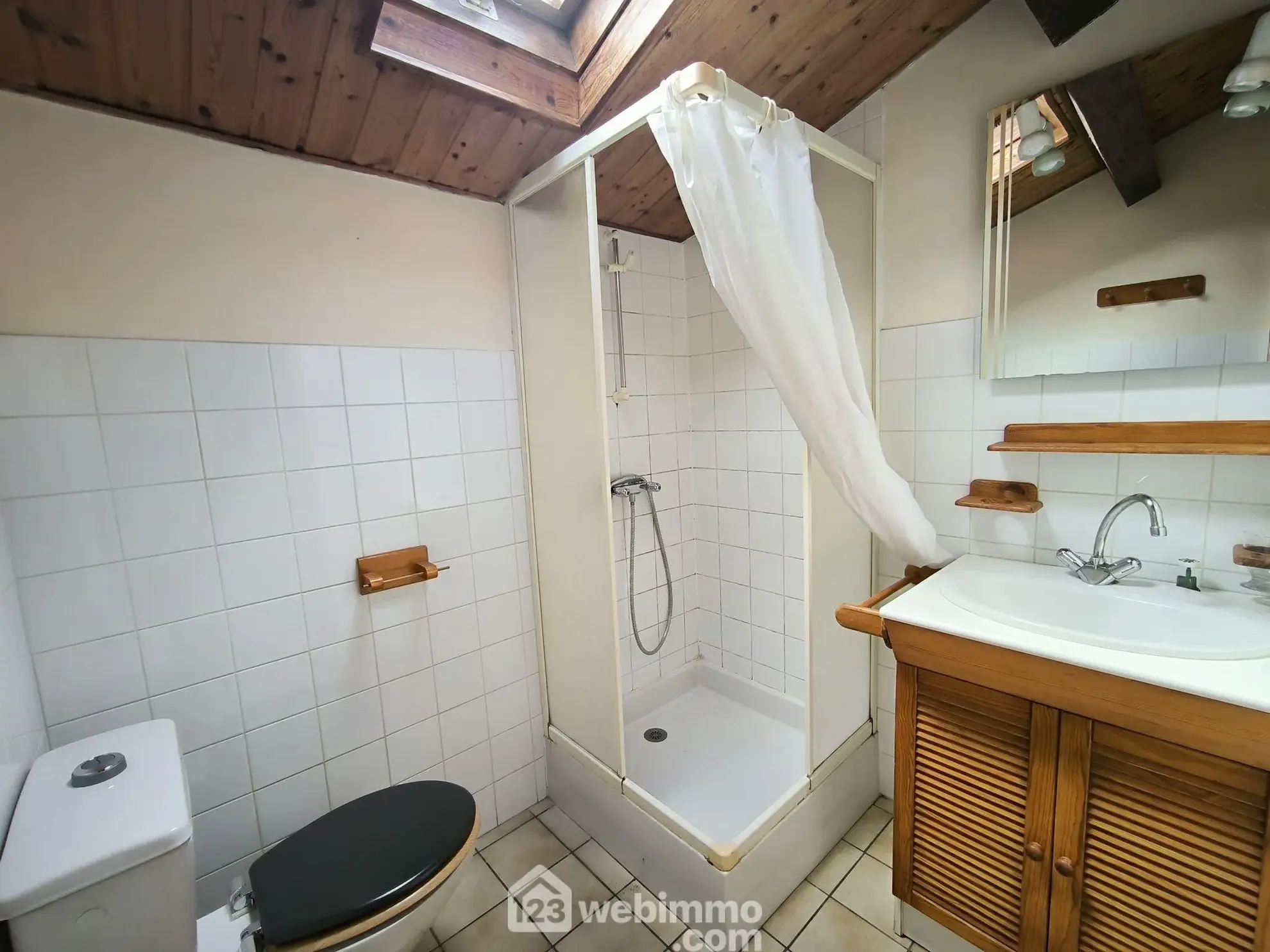 Grande maison en pierres avec deux habitations à Les Herbiers – 8 pièces, 4 chambres 
