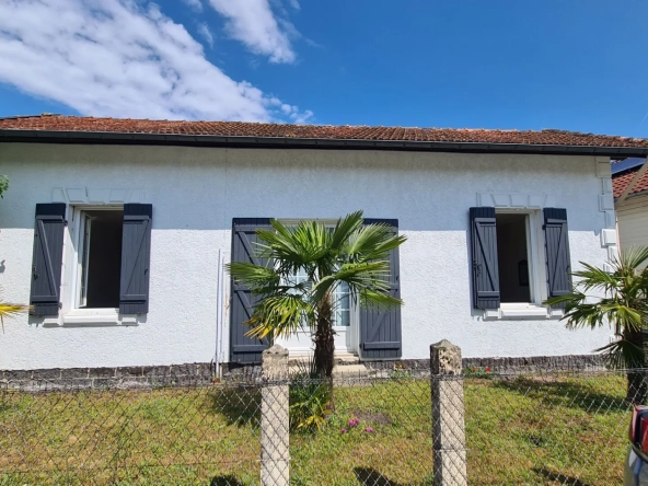Belle maison de plain-pied avec jardin et terrasse à Morcenx