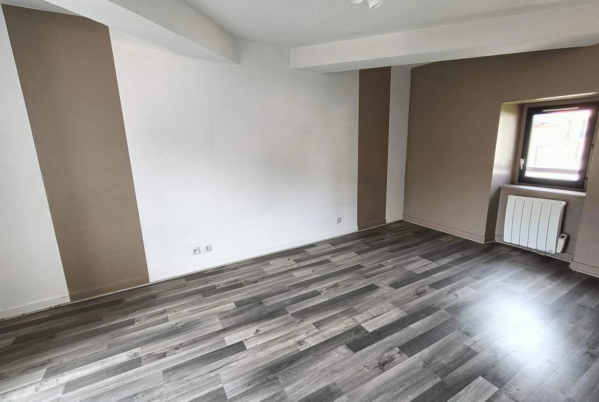 Appartement à vendre à Boën-sur-Lignon – idéal investissement locatif à 63 000 euros 