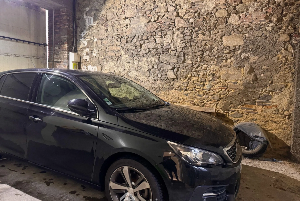 Maison locative de 90 m² à Mauléon avec location en place - Investissement sécurisé 