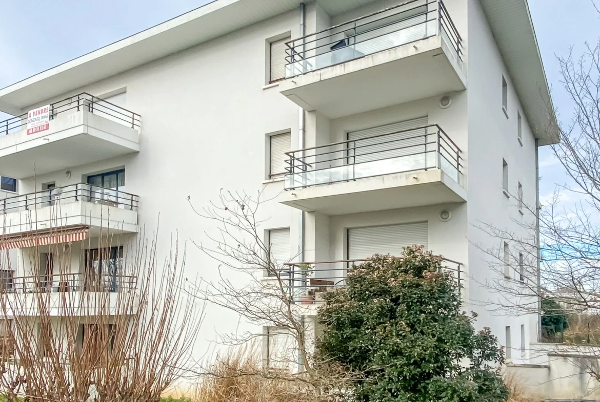 Charmant T2 de 42 m² à Bayonne Belharra avec parking et cave 