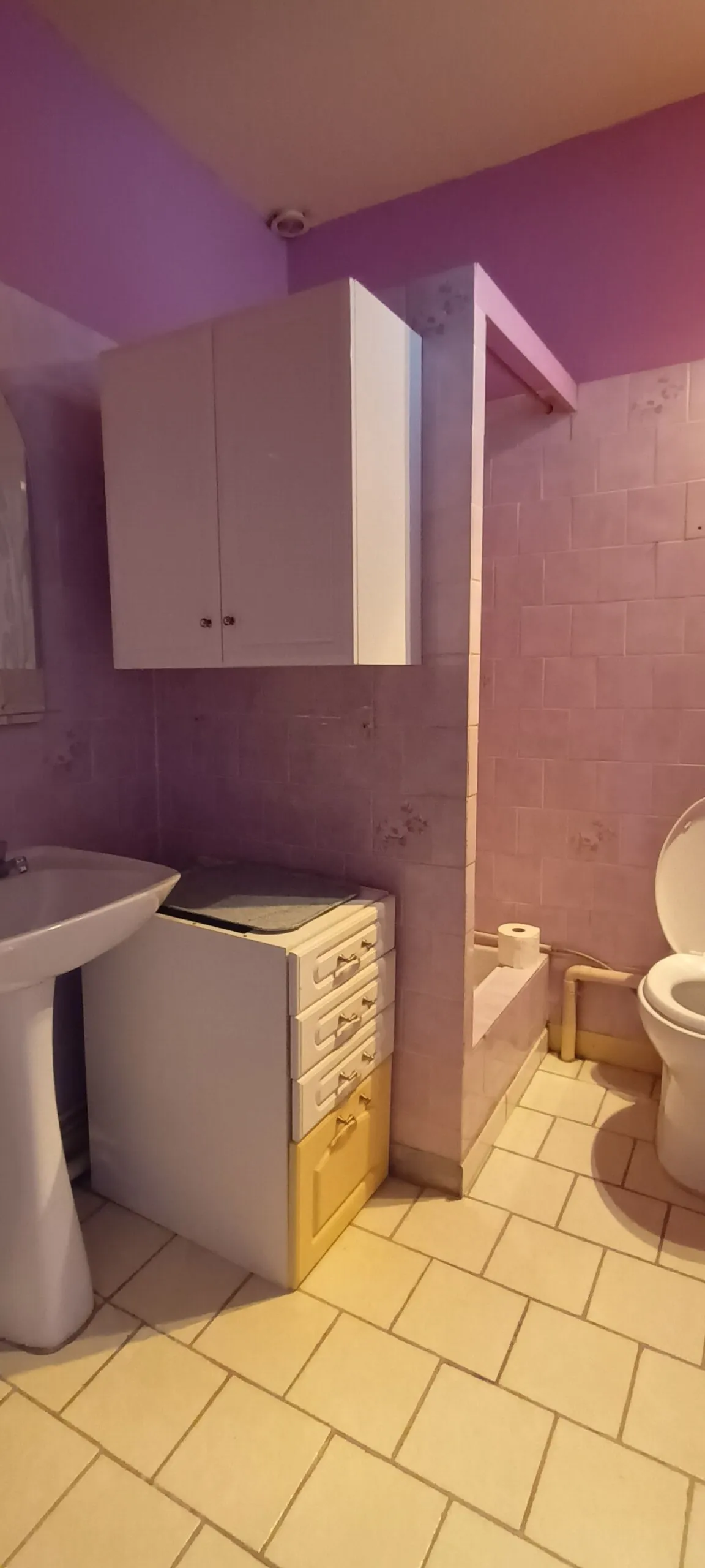 Maison à vendre à Novion-Porcien avec jardin et potentiel d'aménagement 