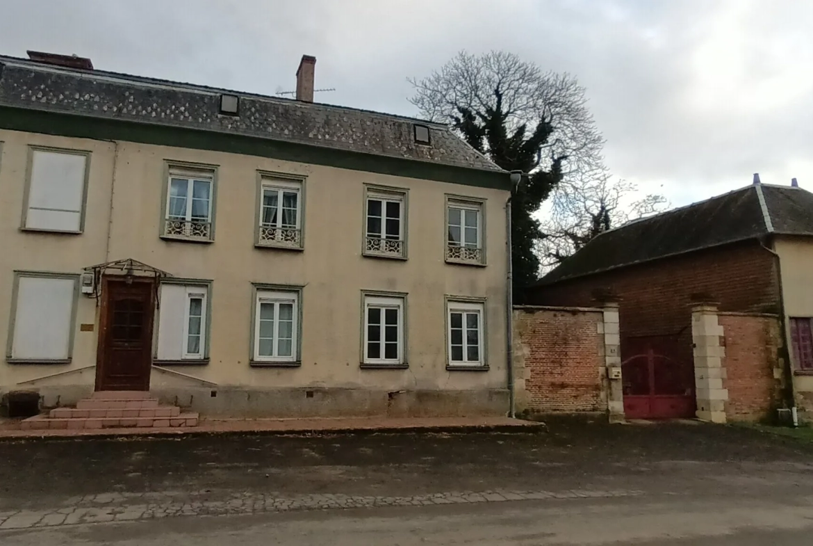 Belle maison de caractère à Novion-Porcien avec jardin et dépendance 