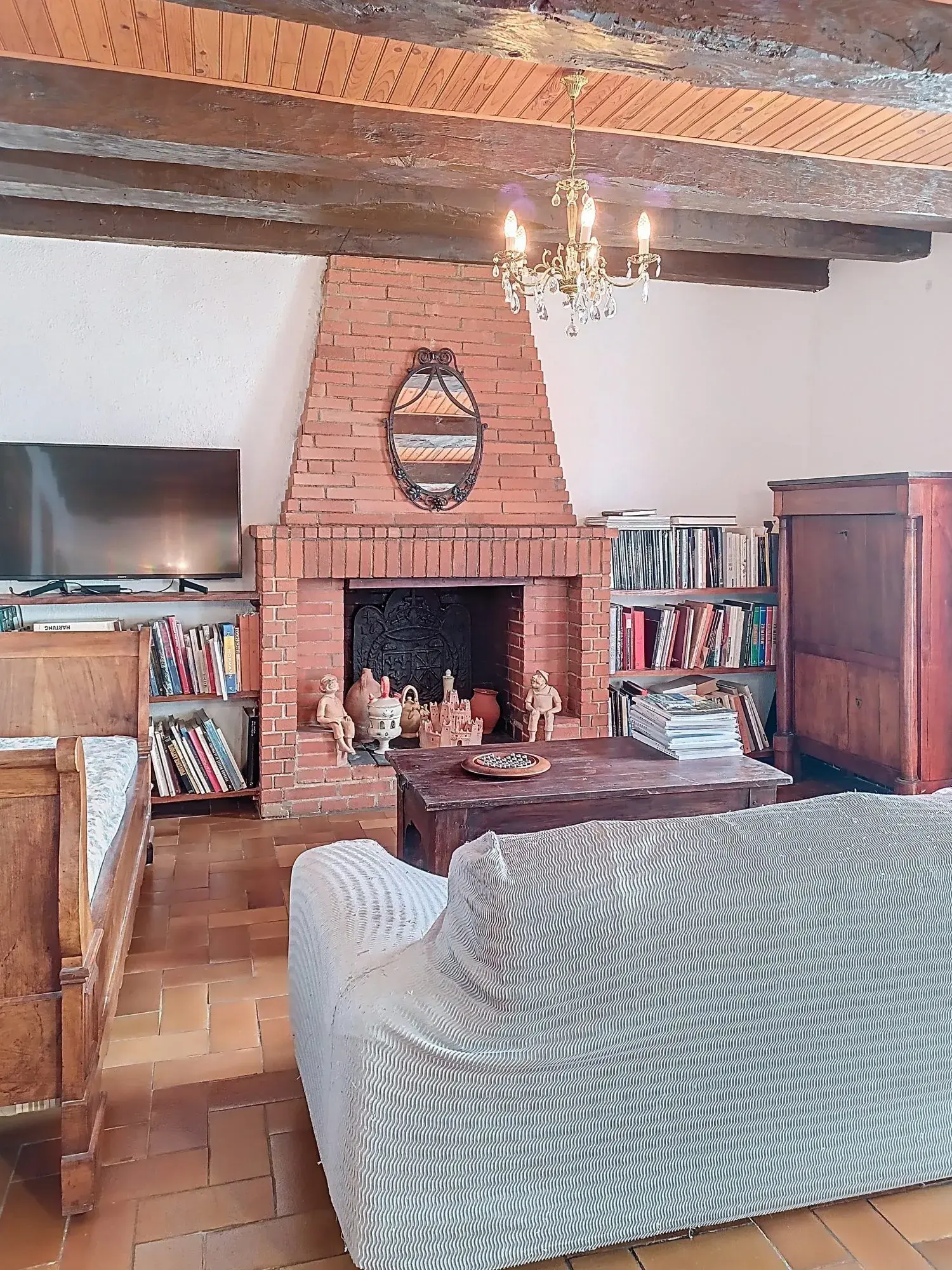 Maison ancienne de 98 m² avec 3 chambres à Montredon-Labessonnié 