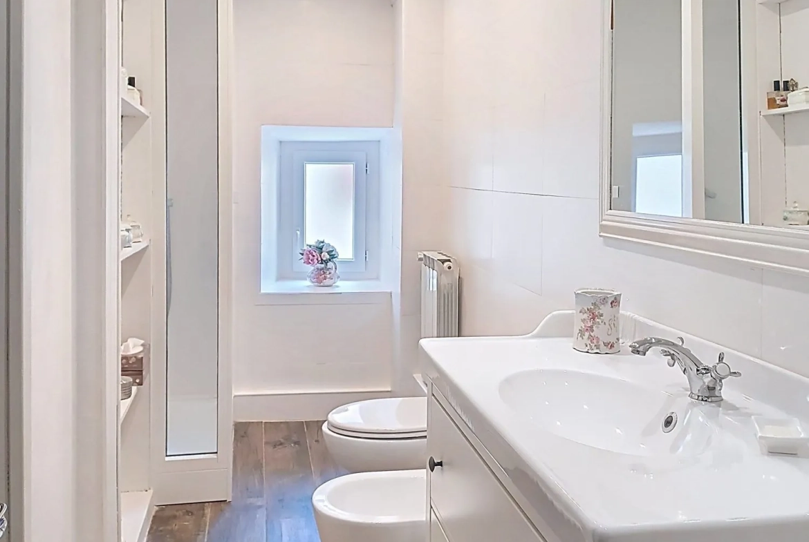 Maison ancienne de 98 m² avec 3 chambres à Montredon-Labessonnié 
