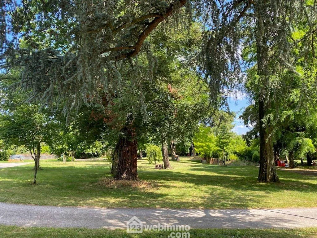 Terrain à bâtir de 164 m² à Saint Macaire en Mauges, proche Cholet et Nantes 