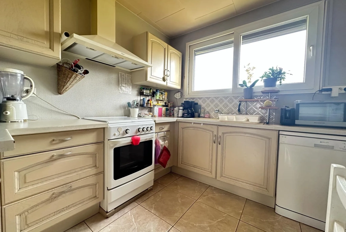 Maison à Chambry de 94m² avec sous-sol complet – Opportunité à ne pas manquer 