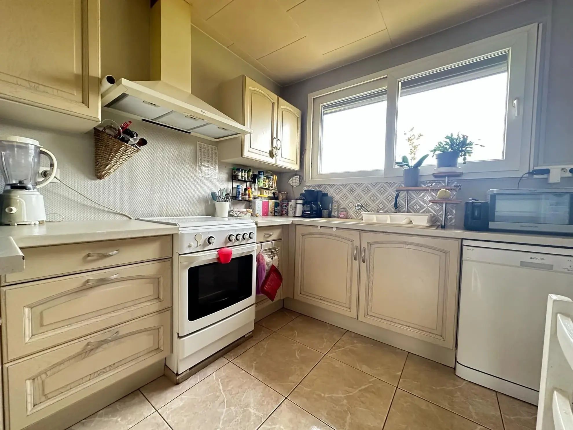 Maison à Chambry de 94m² avec sous-sol complet – Opportunité à ne pas manquer 