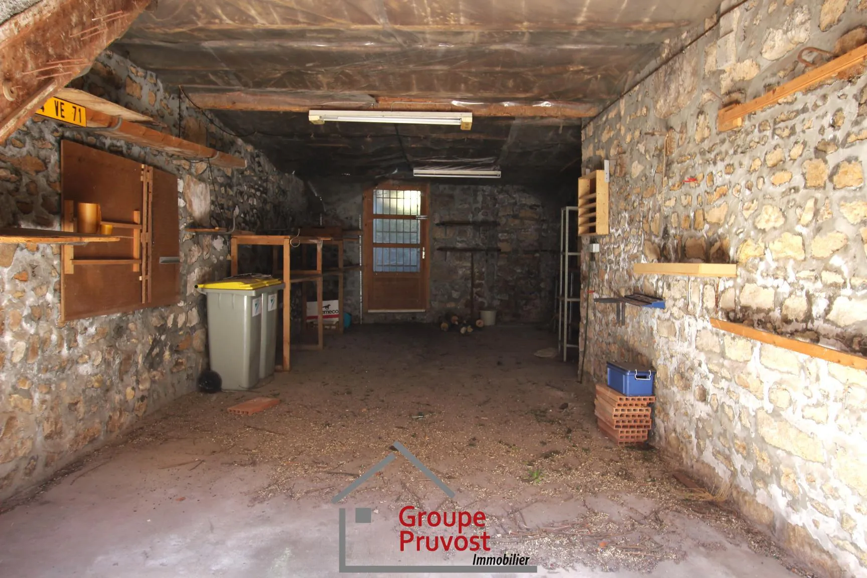 Maison de village à rénover avec jardin à Tramayes - Grand potentiel 