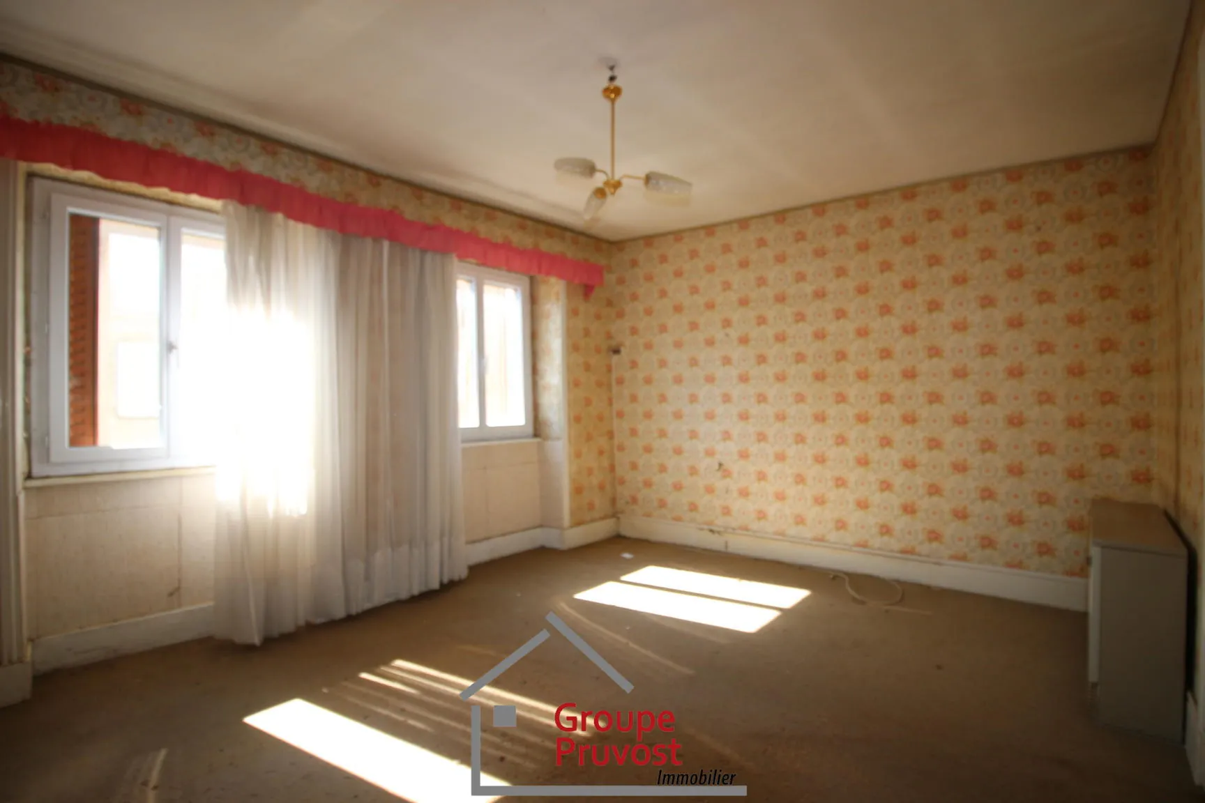 Maison de village à rénover avec jardin à Tramayes - Grand potentiel 