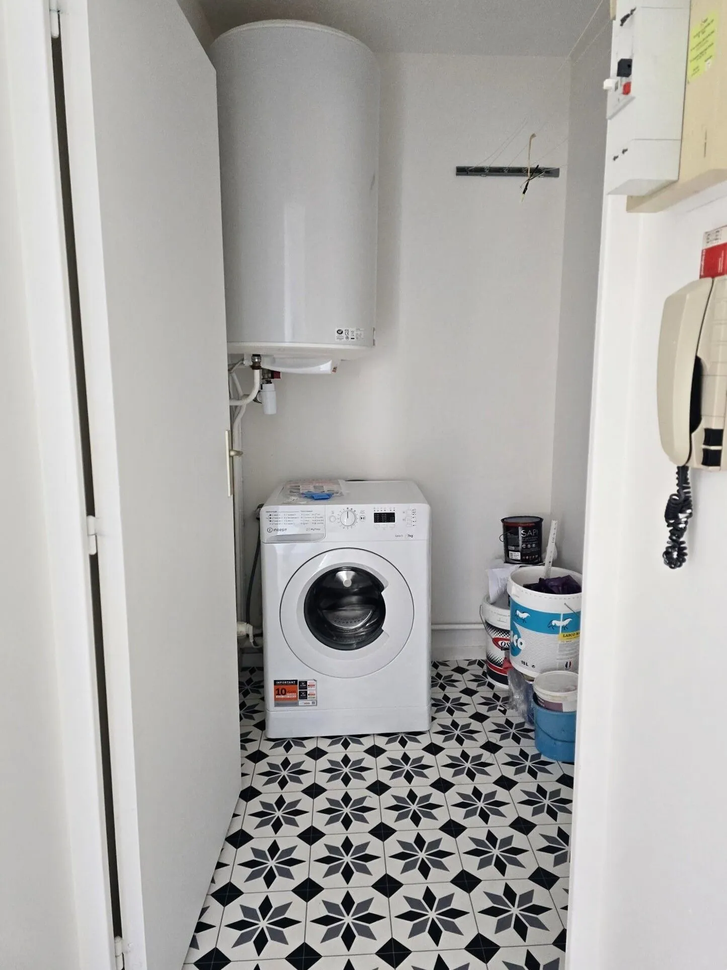 Appartement lumineux de 94,71 m² en centre-ville de Fécamp avec parking privé 
