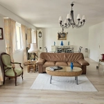 Appartement lumineux de 94,71 m² en centre-ville de Fécamp avec parking privé
