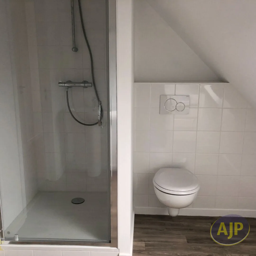 À vendre appartement neuf de 33,89 m² à Saint-Nazaire, dernier étage, secteur calme 