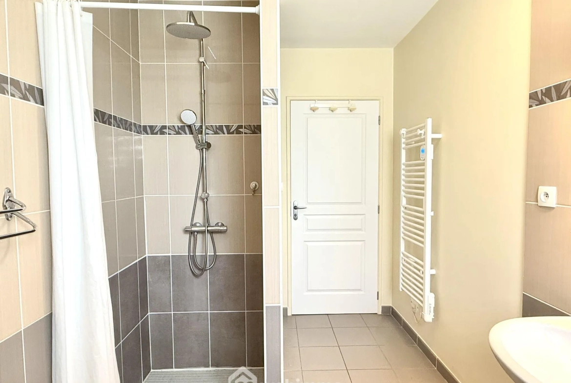 Maison de 75m² à Brain-sur-L'Authion avec jardin et garage - Idéal calme et confort 