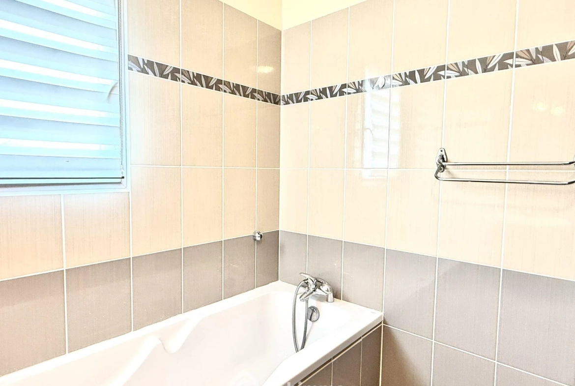 Maison de 75m² à Brain-sur-L'Authion avec jardin et garage - Idéal calme et confort 