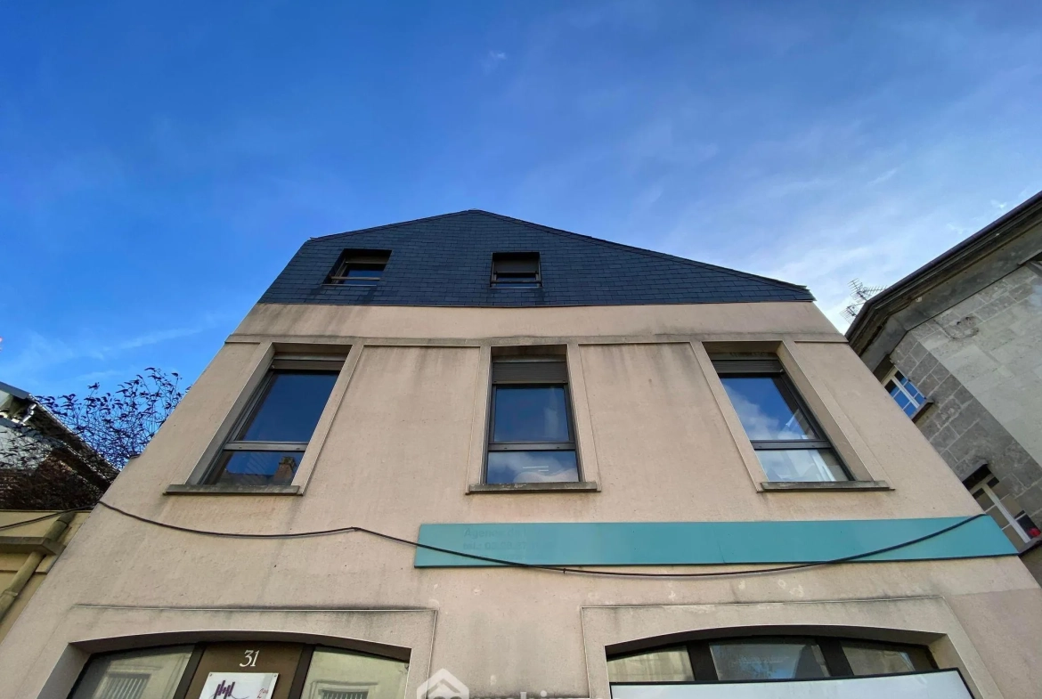 Local professionnel ou appartement de 163 m² à Laon, espace sécurisé et polyvalent 