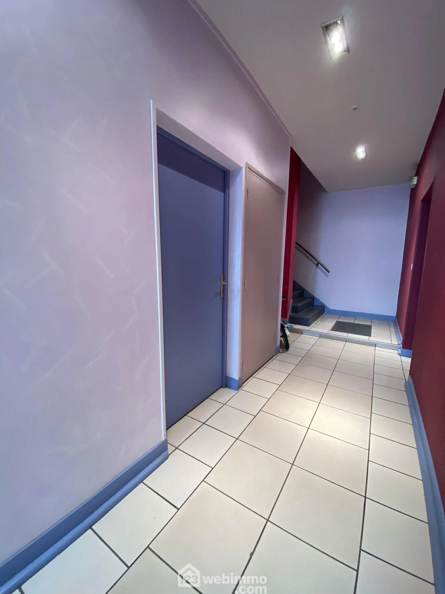 Local professionnel ou appartement de 163 m² à Laon, espace sécurisé et polyvalent 