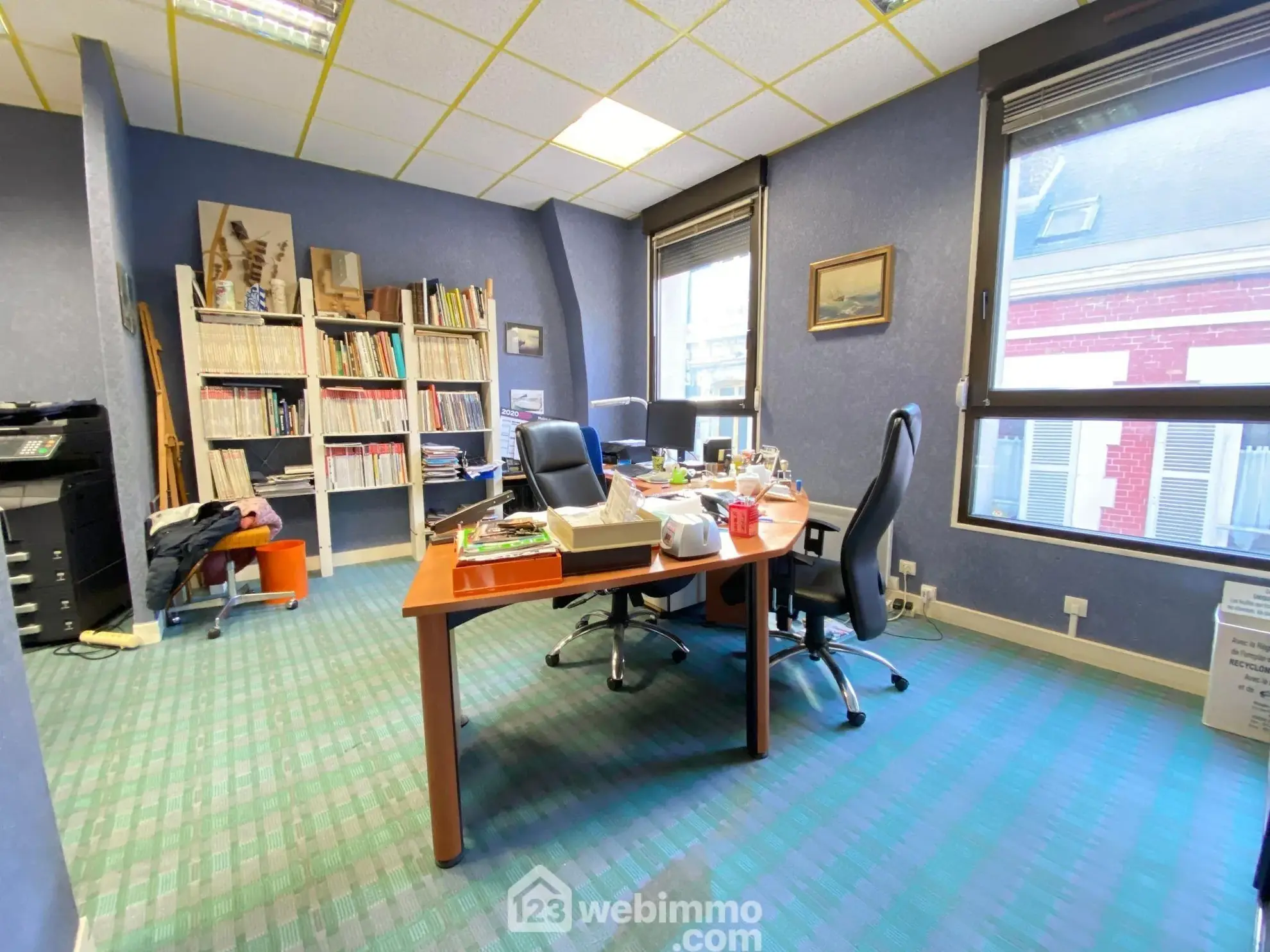Local professionnel ou appartement de 163 m² à Laon, espace sécurisé et polyvalent 