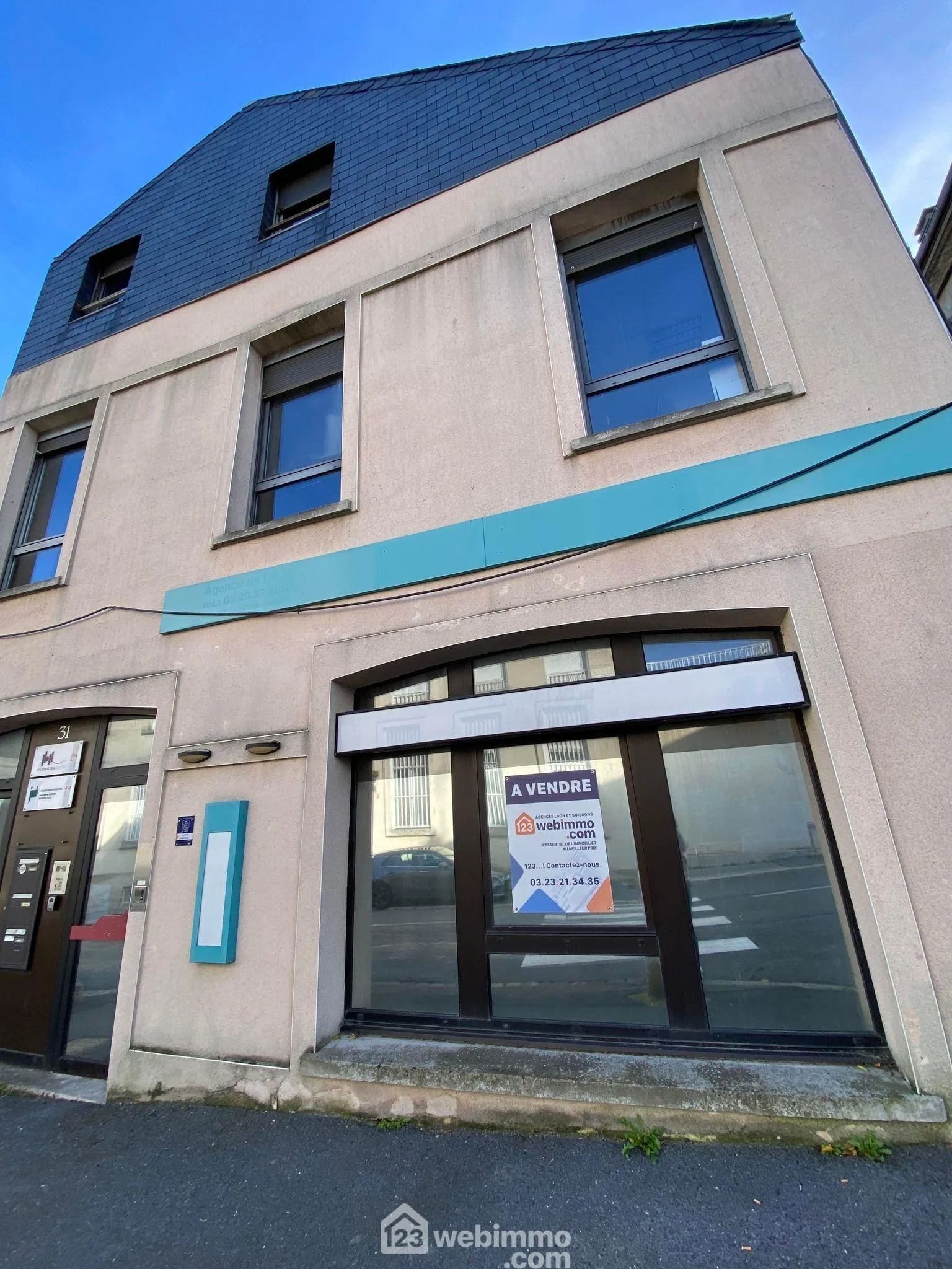 Local professionnel ou appartement de 163 m² à Laon, espace sécurisé et polyvalent 