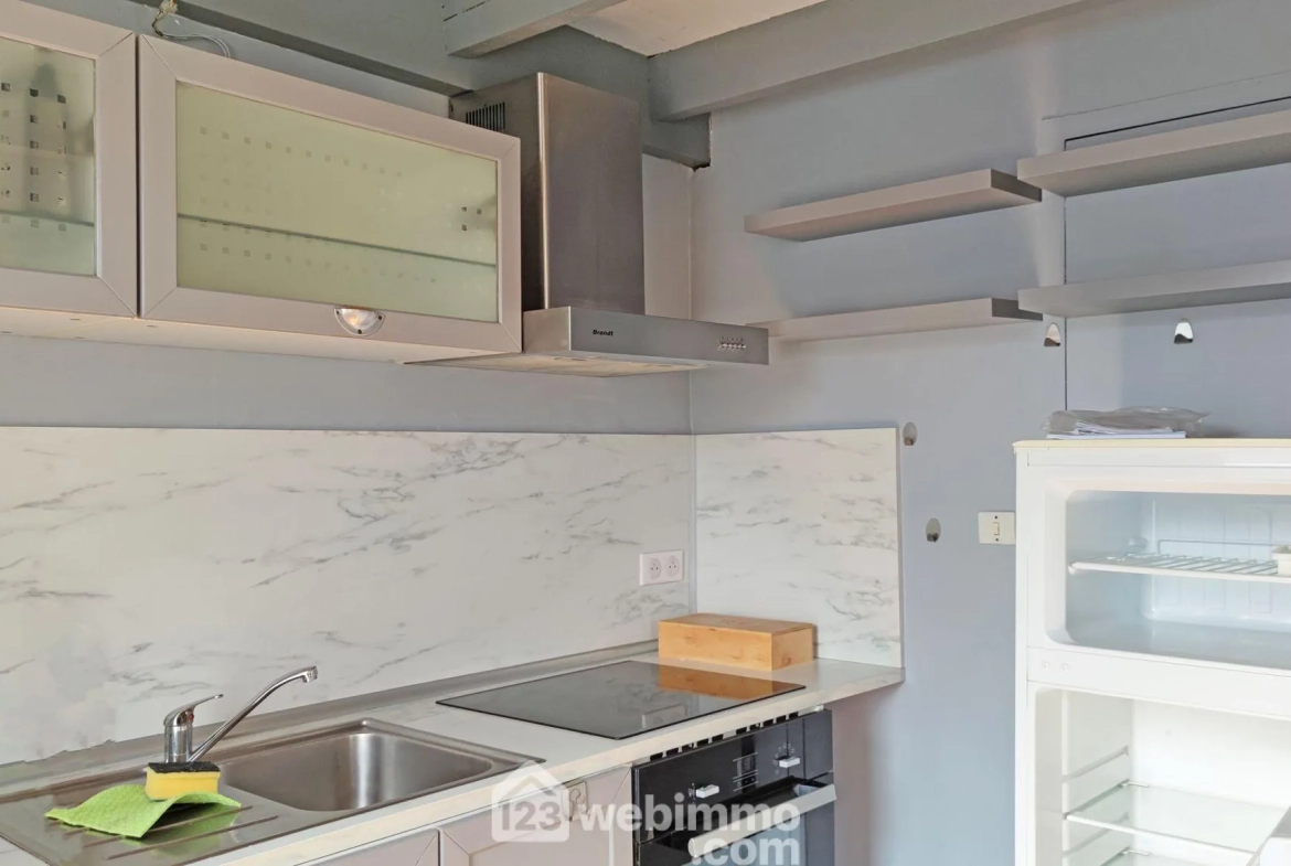Appartement T3 rénové de 51 m² à Saintes-Maries-de-la-Mer, proche plages 