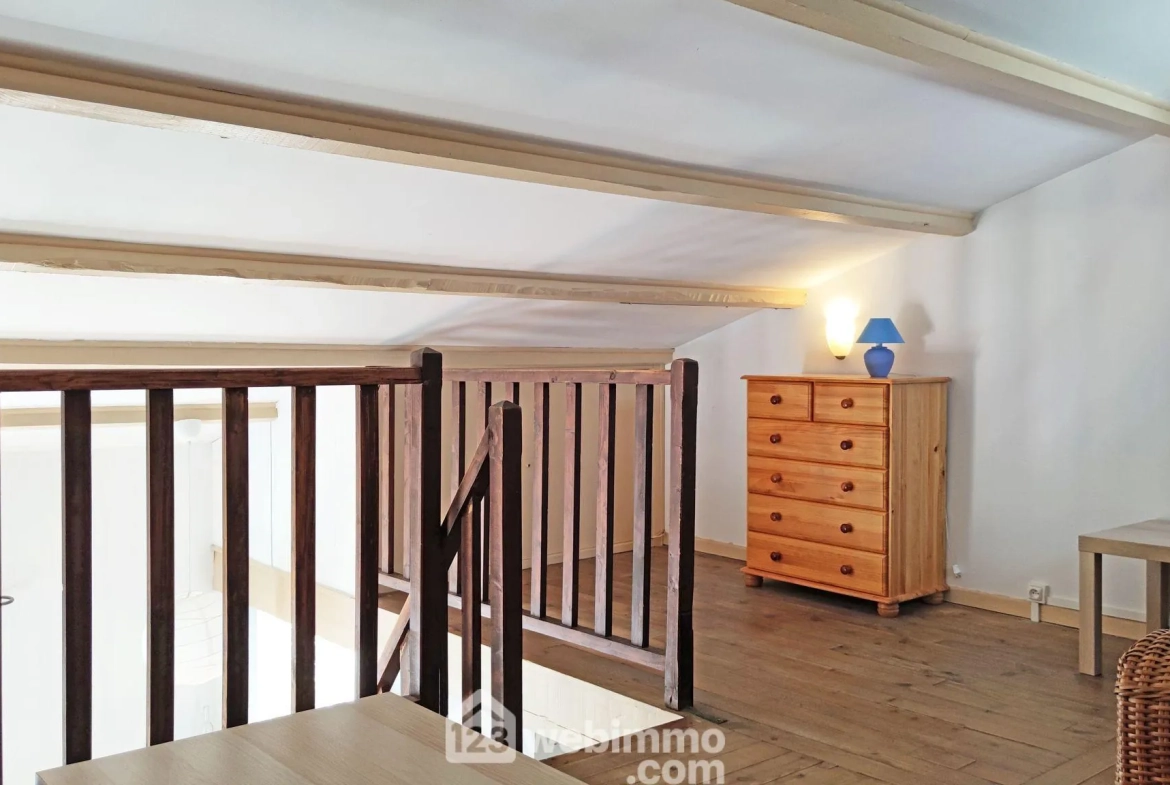 Appartement T3 rénové de 51 m² à Saintes-Maries-de-la-Mer, proche plages 