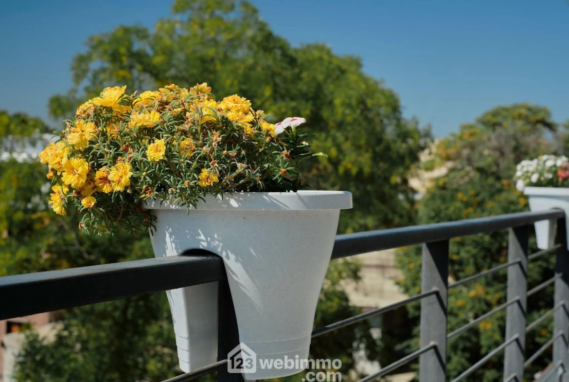 Appartement lumineux de 39 m² à Saint-Denis avec vue sur Paris 