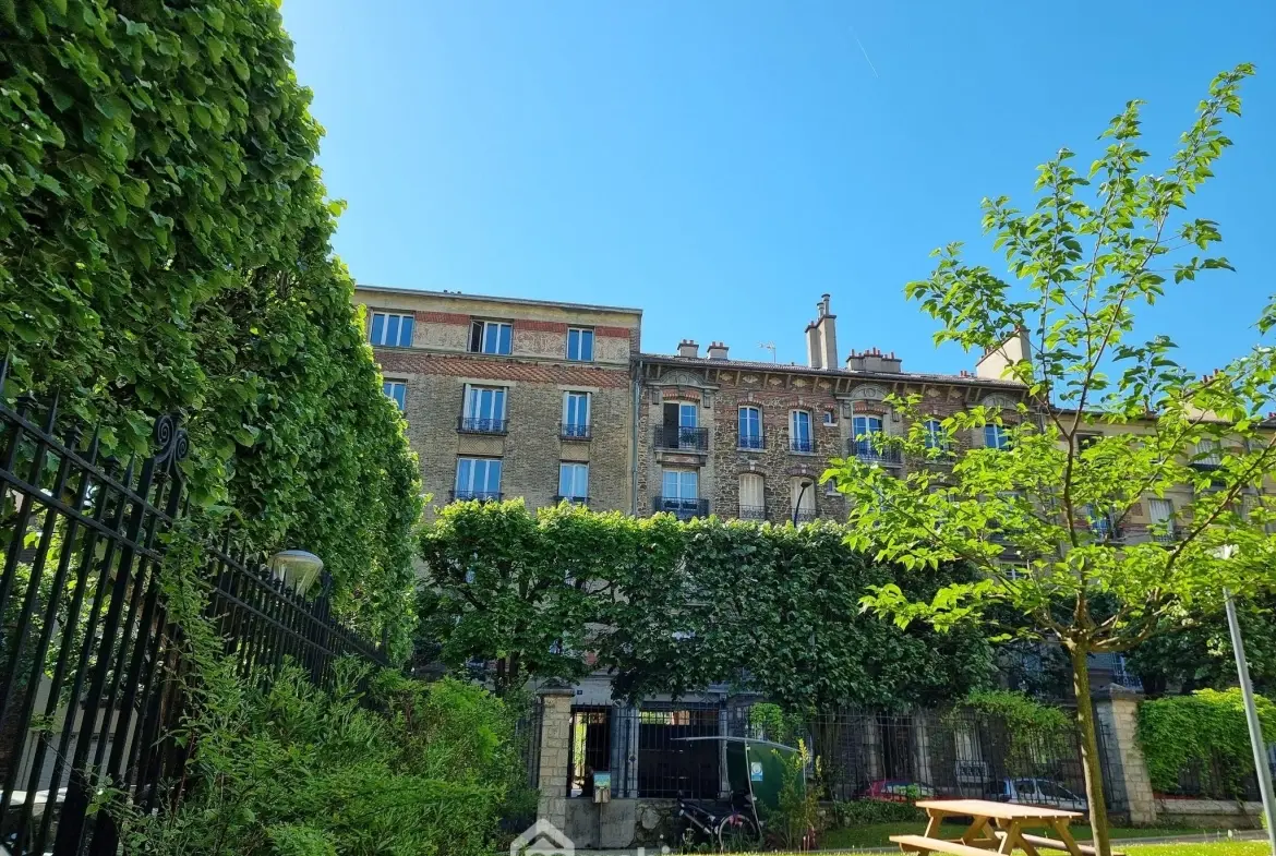 Appartement lumineux de 50 m² à Choisy-le-Roi avec cave et parking 