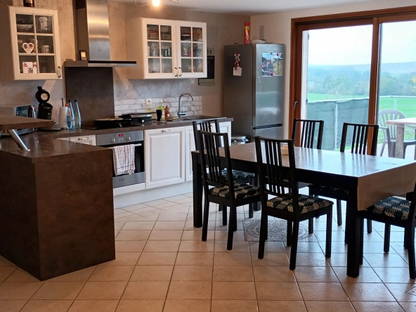 Maison 7 pièces avec jardin de 800 m² proche Rethel