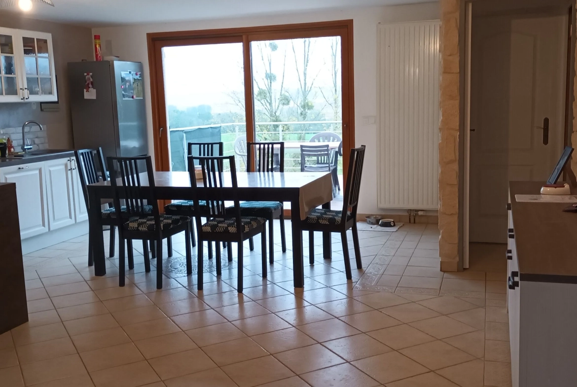 Maison 7 pièces avec jardin de 800 m² proche Rethel 