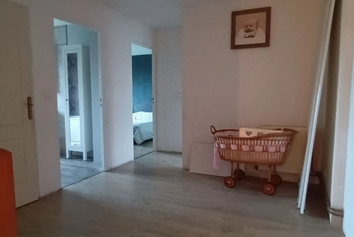 Maison 7 pièces avec jardin de 800 m² proche Rethel 