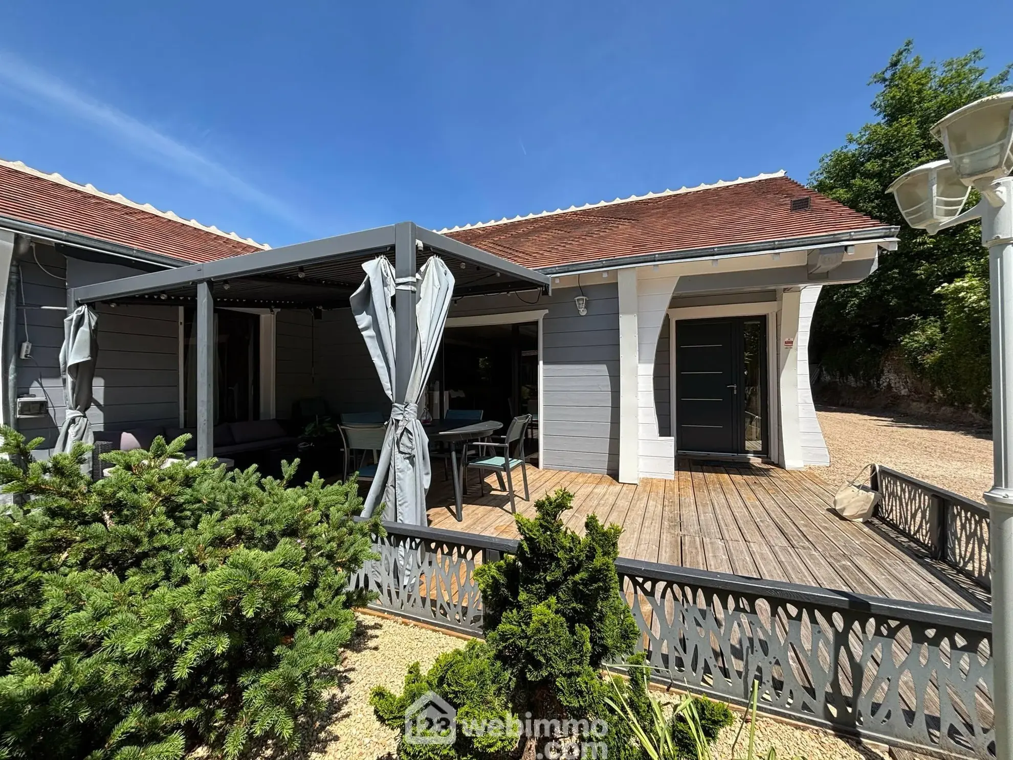 Villa 135 m² avec piscine chauffée à Châtellerault, proche de toutes commodités 