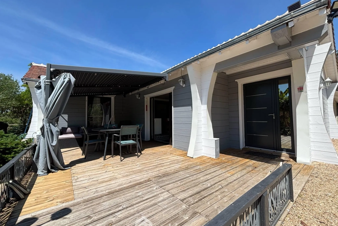Villa 135 m² avec piscine chauffée à Châtellerault, proche de toutes commodités 