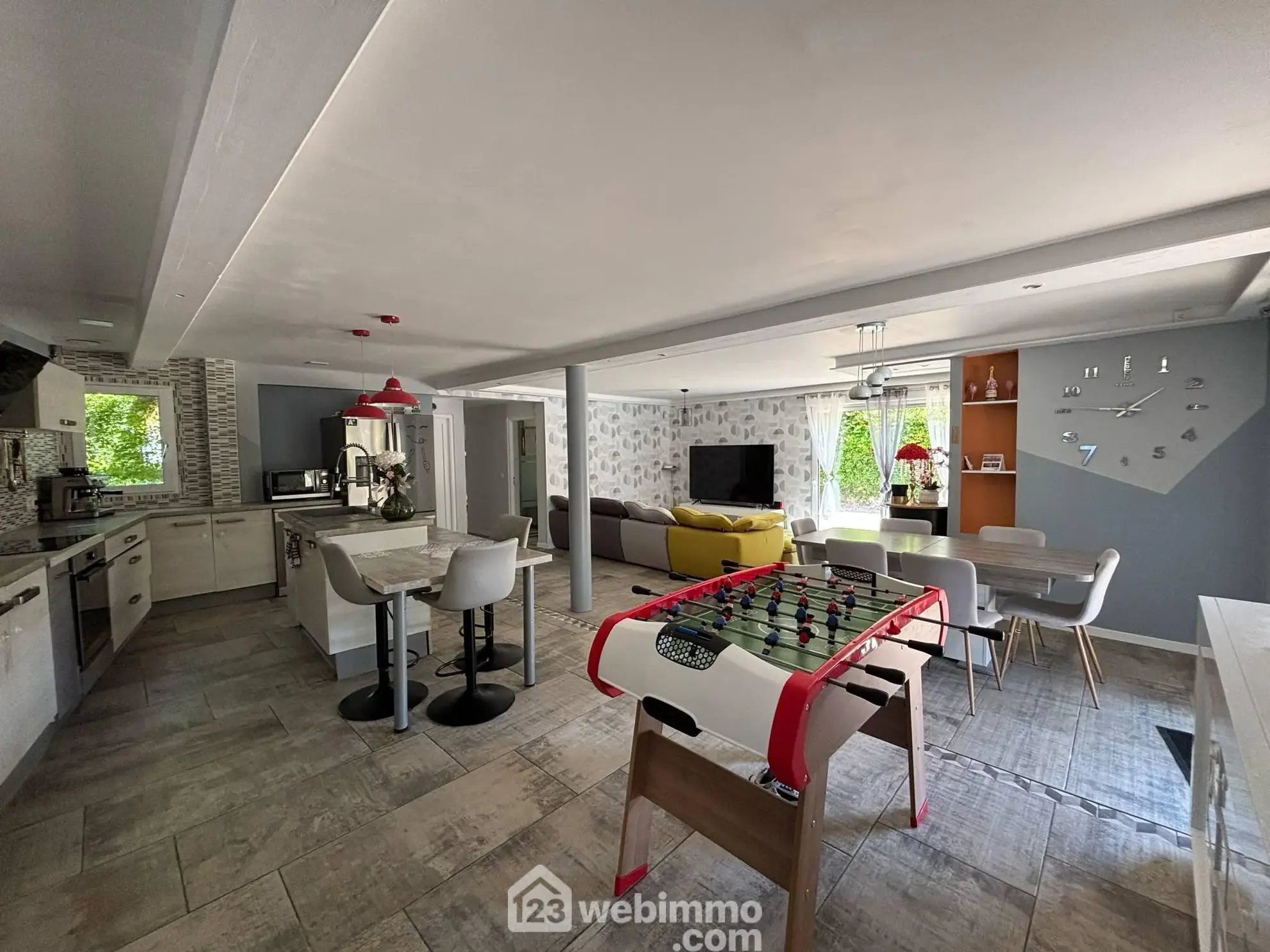 Villa 135 m² avec piscine chauffée à Châtellerault, proche de toutes commodités 