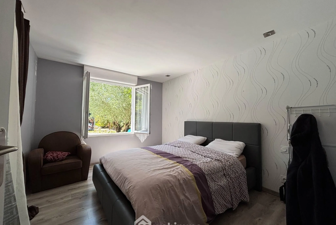 Villa 135 m² avec piscine chauffée à Châtellerault, proche de toutes commodités 