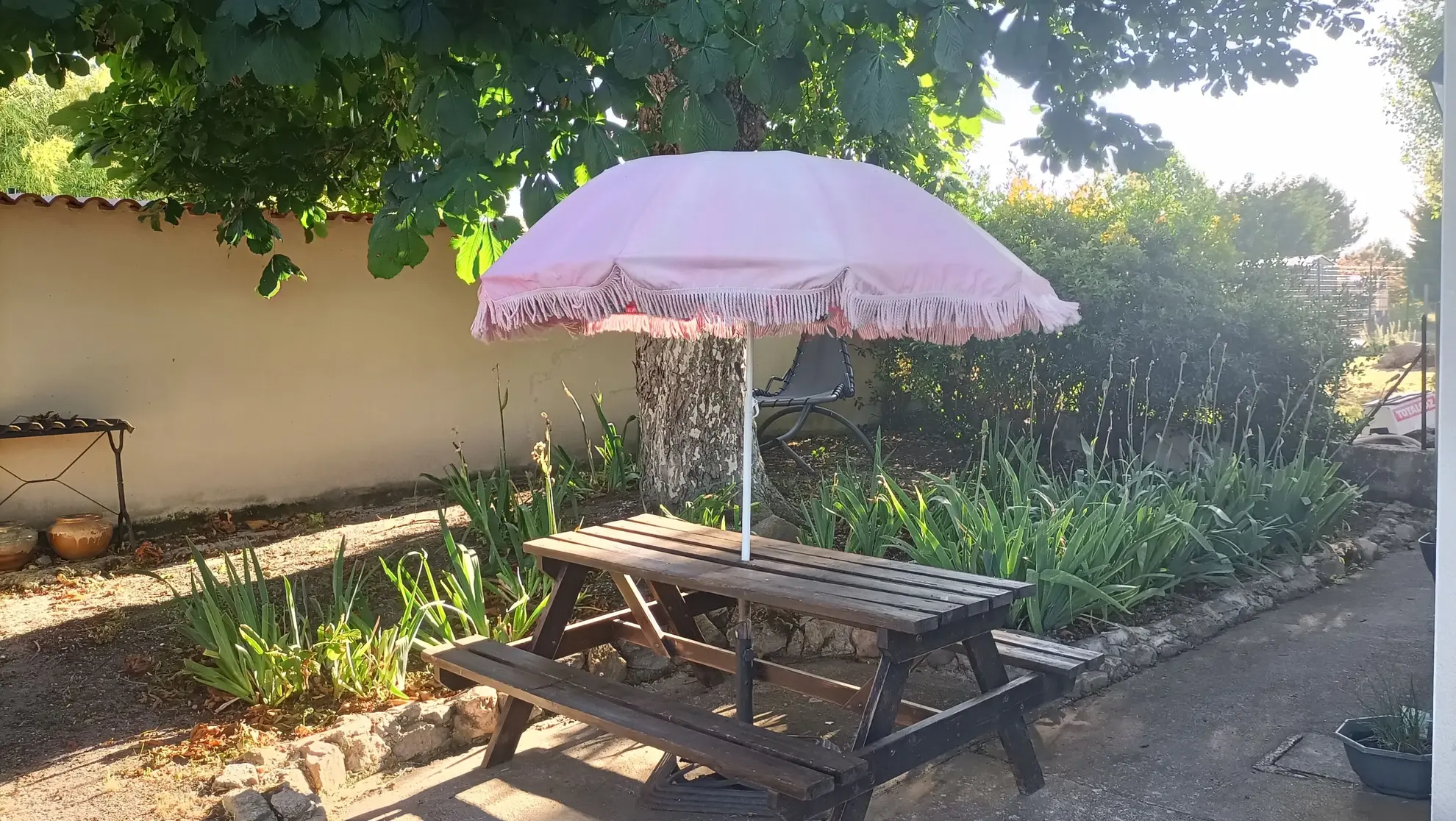 À vendre maison de 100 m² à Précieux avec garage et dépendances 