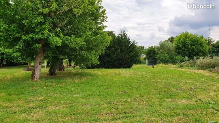 Terrain constructible de 569 m² à La Sauve – Idéal pour votre projet de maison 