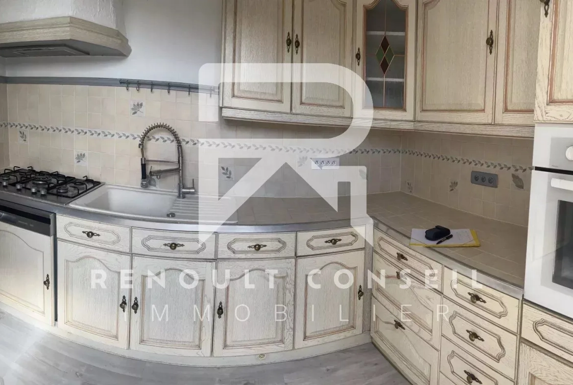 Belle maison de 70 m² à Petit-Couronne, 3 chambres, sans travaux, équipée pour une vie moderne 