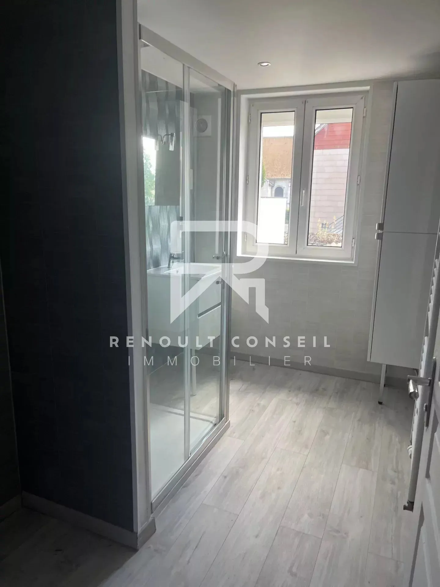 Belle maison de 70 m² à Petit-Couronne, 3 chambres, sans travaux, équipée pour une vie moderne 