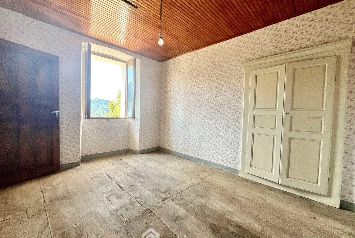 Appartement à Morosaglia 90 m² avec potentiel de rénovation en Haute-Corse 