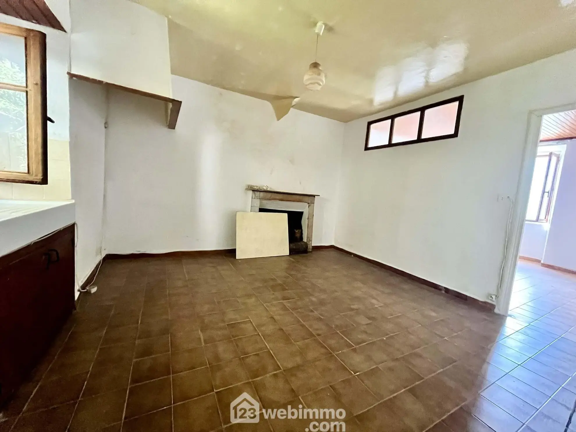 Appartement à Morosaglia 90 m² avec potentiel de rénovation en Haute-Corse 