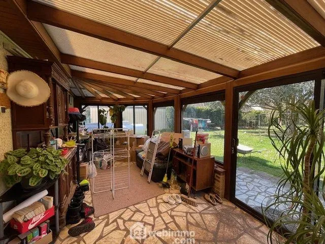 Maison individuelle de 100 m² avec dépendance, garage et jardin à Noyon 